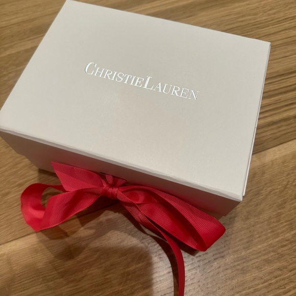 Christie Lauren Milania Comb - Picture 2 of 2